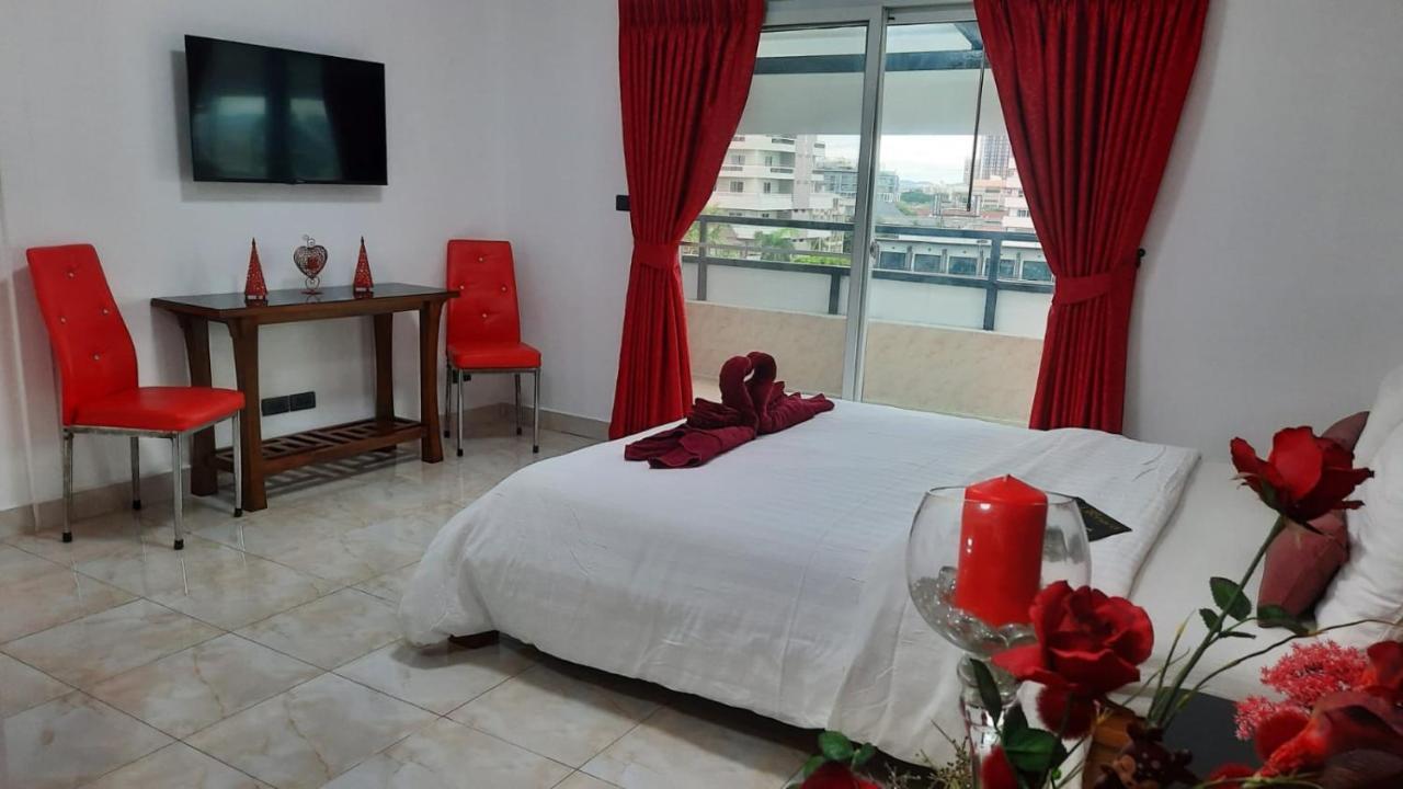 Happy Beach Jomtien Guesthouse Exterior photo